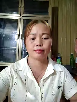 XXX chat uživo modela Yee_Yee1