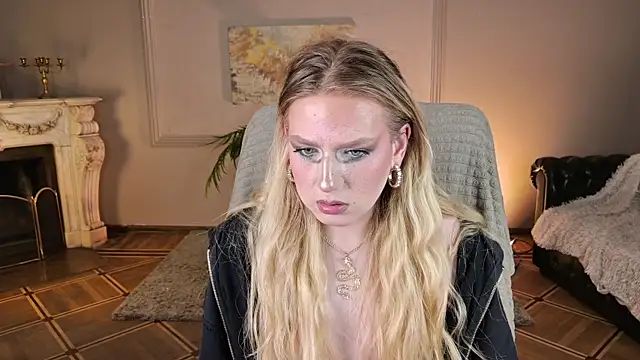 Jes_Solar élő XXX-chatje