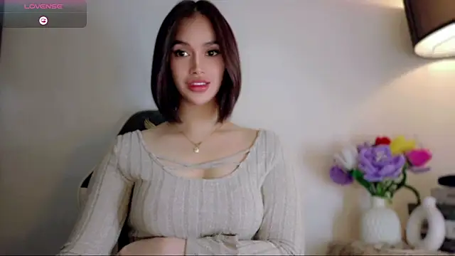 دردشة Anna_HollyDoll الجنسية المباشرة