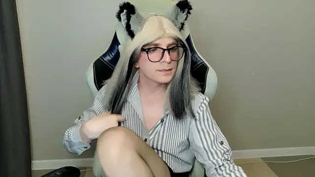 แชท XXX สดของ FoxyPuff