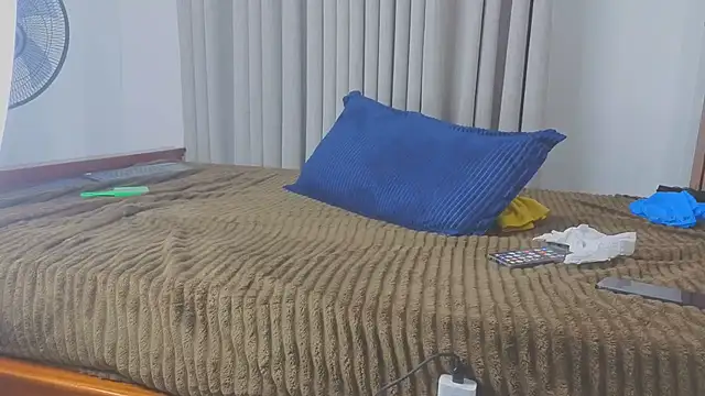 nastyslimy's Live XXX Chat