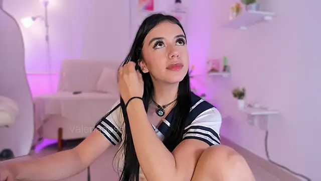 ValeriaGoss Adlı Modelin Canlı XXX Sohbeti