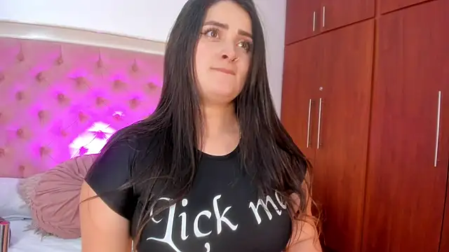 AnnaCarrassco Chat XXX in diretta