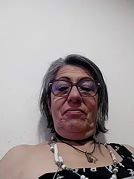 nocturnewhisper's Live XXX Chat