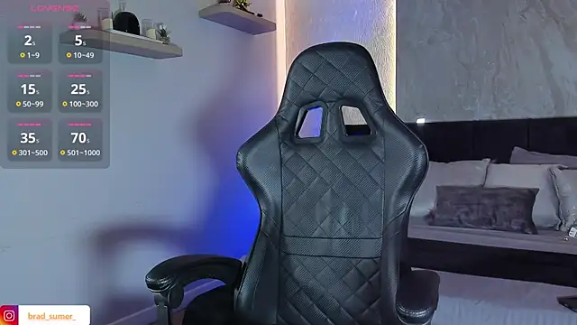 Brad_Summer Live XXX-chat