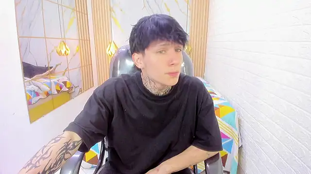 Cry_thereal Chat XXX in diretta