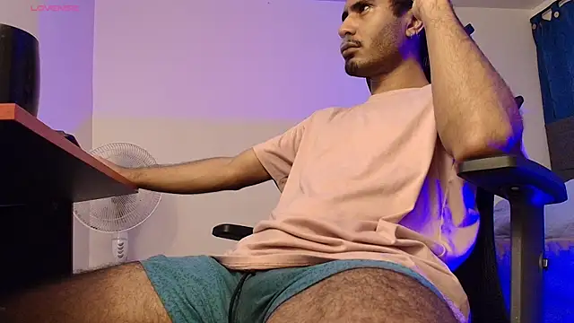imyourg0d 在線直播表演