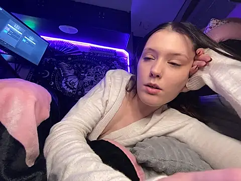 Lilactease Live XXX-chat