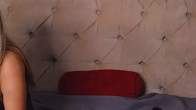 دردشة SarahLynz الجنسية المباشرة