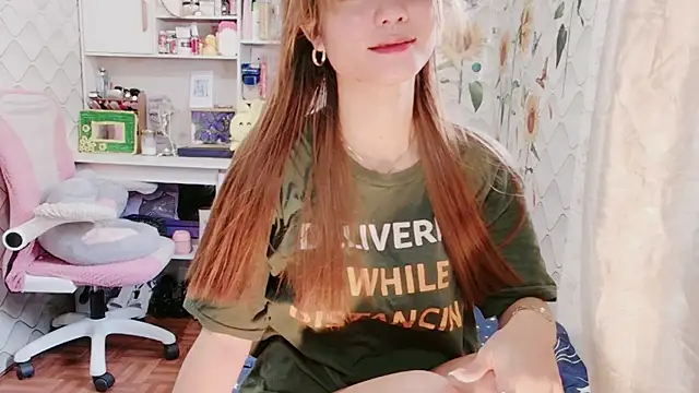ChkxyBombn Live XXX chat
