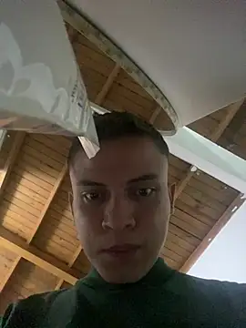 _Leo_Boy: απευθείας συνομιλία ΧΧΧ