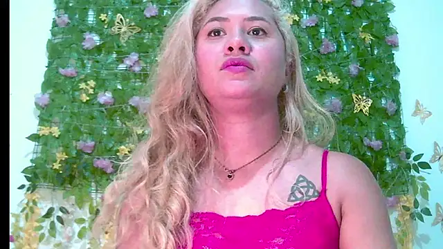Crysrus' Live XXX Chat