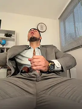 Chatroom XXX en direct de Dimitri_Colleman