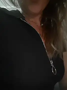 milffa Adlı Modelin Canlı XXX Sohbeti