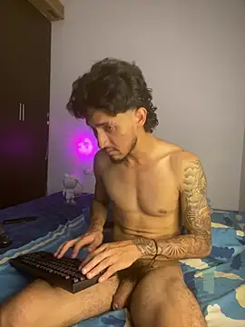 دردشة Kriss_Edwards الجنسية المباشرة