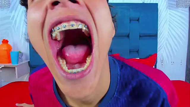 LatinPrince_'s Live XXX Chat