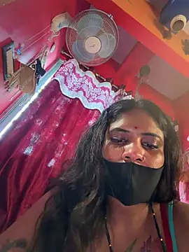 V-Hot-Sweti 现场XXX聊天