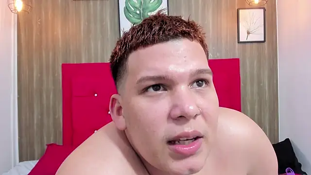 Tyler_Gaell Adlı Modelin Canlı XXX Sohbeti
