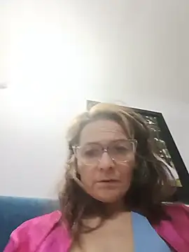 XXX chat uživo modela Dannial51