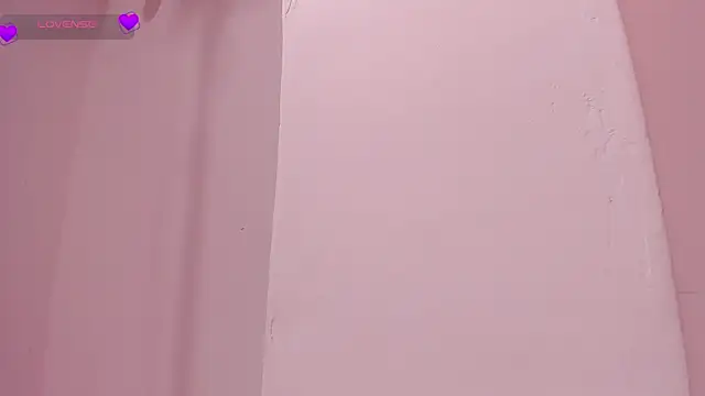 MissCurvyTop Chat XXX live