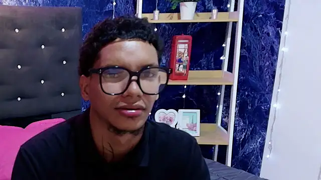 Онлайн чат XXX kai_storm77