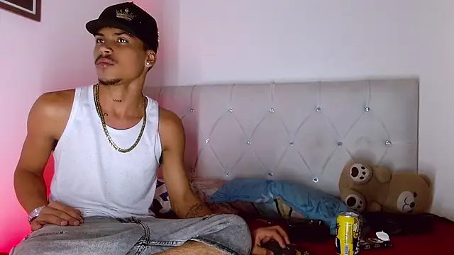 Angel_foxc13 লাইভ XXX চ্যাট