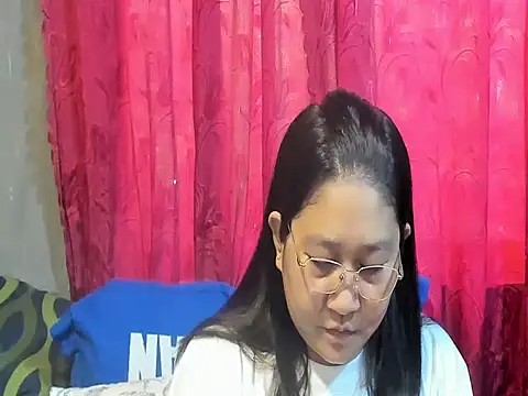Chat +18 de CHUBBY_ANGEL09 ao vivo