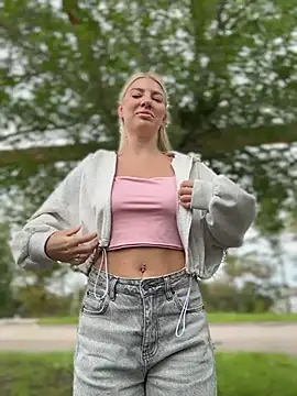 XXX chat uživo modela NewLale