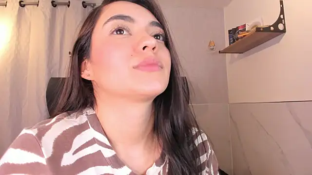 Онлайн чат XXX miss_hellen2