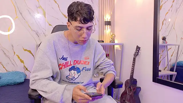 Nikolay_Gregori élő XXX-chatje