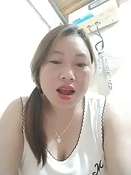 Cong2211's Live XXX Chat