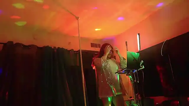 Pokazy przed kamerką – PeggySue_Astrid