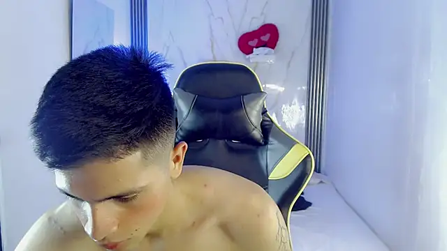 Ascii_one Chat XXX live