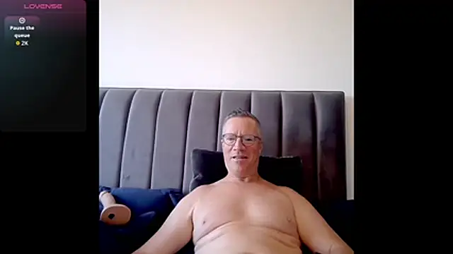 SinfulPulse69 Adlı Modelin Canlı XXX Sohbeti