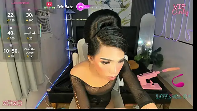 Alexa_therealhorsecock Chat XXX in diretta