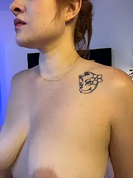 MarilynSmith01 élő XXX-chatje