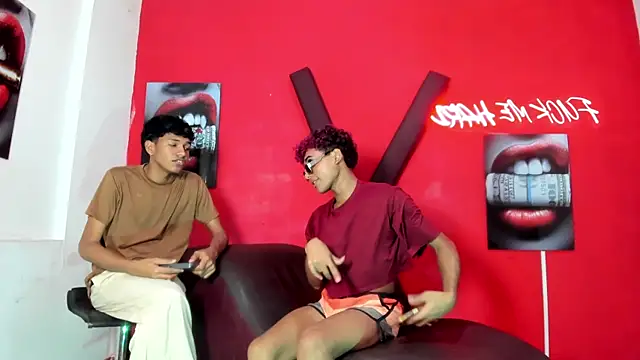 Czat XXX na żywo – BOUL_GUYS