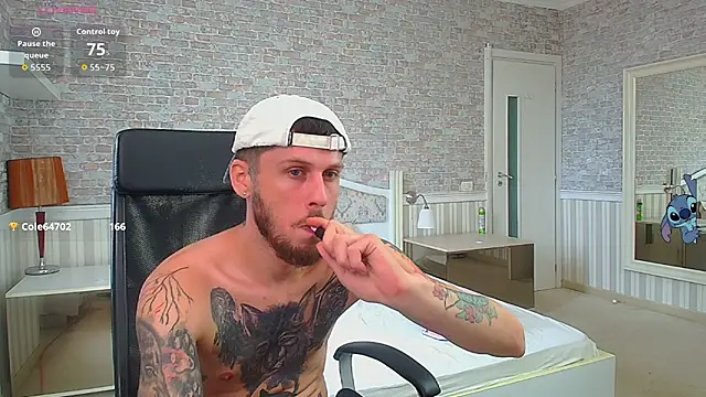Živý XXX chat JonahShaw