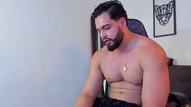 Chat XXX en directo de Justin_kingX7