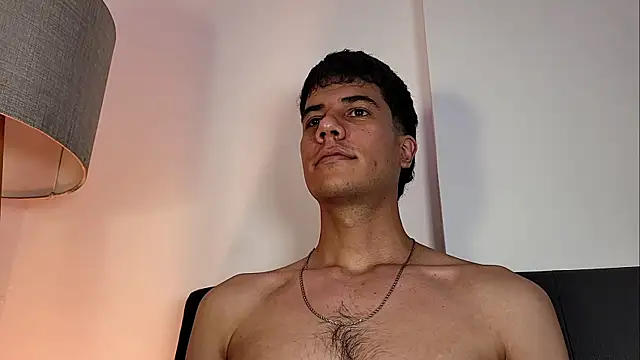 Derek_stud_のライブXXXチャット