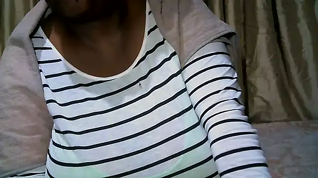 sweetmilkylady's Live XXX Chat