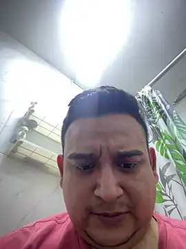 Gian98luckn Webbikameraesitys