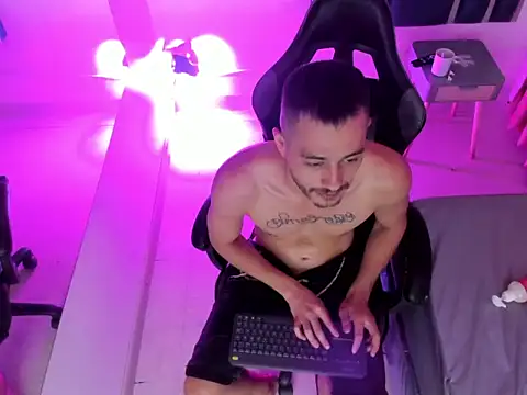 Damiam_23 live XXX chat