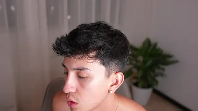 sweettaaron01n Live XXX chat