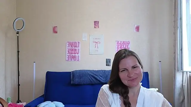 Mirabelle_Velvet Chat XXX in diretta