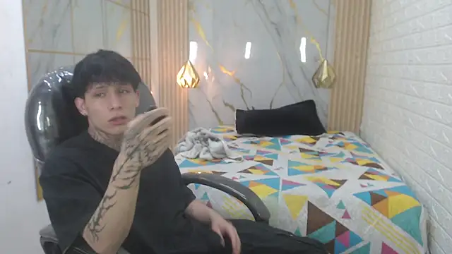 Chat XXX ao vivo de Cry_thereal
