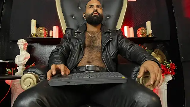 دردشة BeardAndrew الجنسية المباشرة