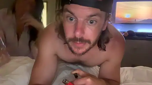 mr_mrs_glitter's Live XXX Chat