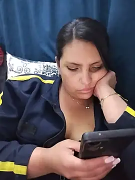 Czat XXX na żywo – YINNA__24