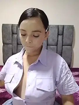 Martinarizzy live XXX chat
